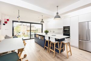 Open Plan Family/Dining/Kitchen